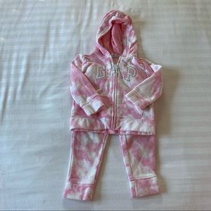 GAP Pink and White Hoodie and Sweatpants Size 3T